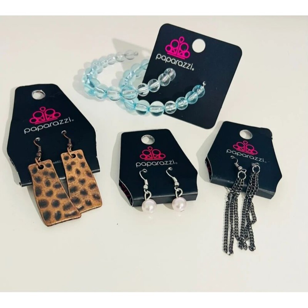 Lot of 4 paparazzi earrings